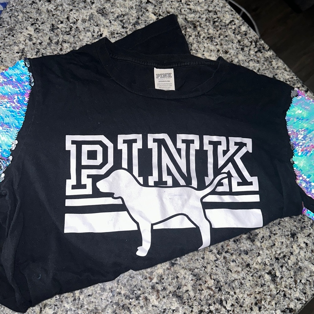 Pink shirt w/ reversible sequins